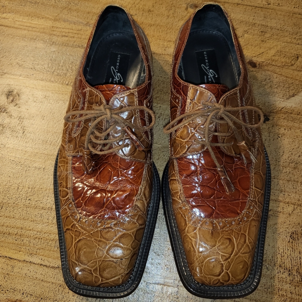 Giorgio Brutini Brown Oxfords with Embossed Leather and Square Toe